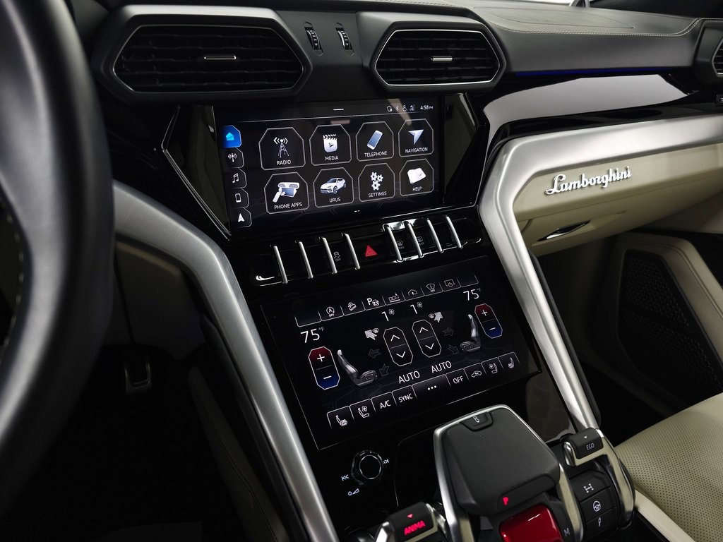 2021 LAMBORGHINI URUS - Image 28