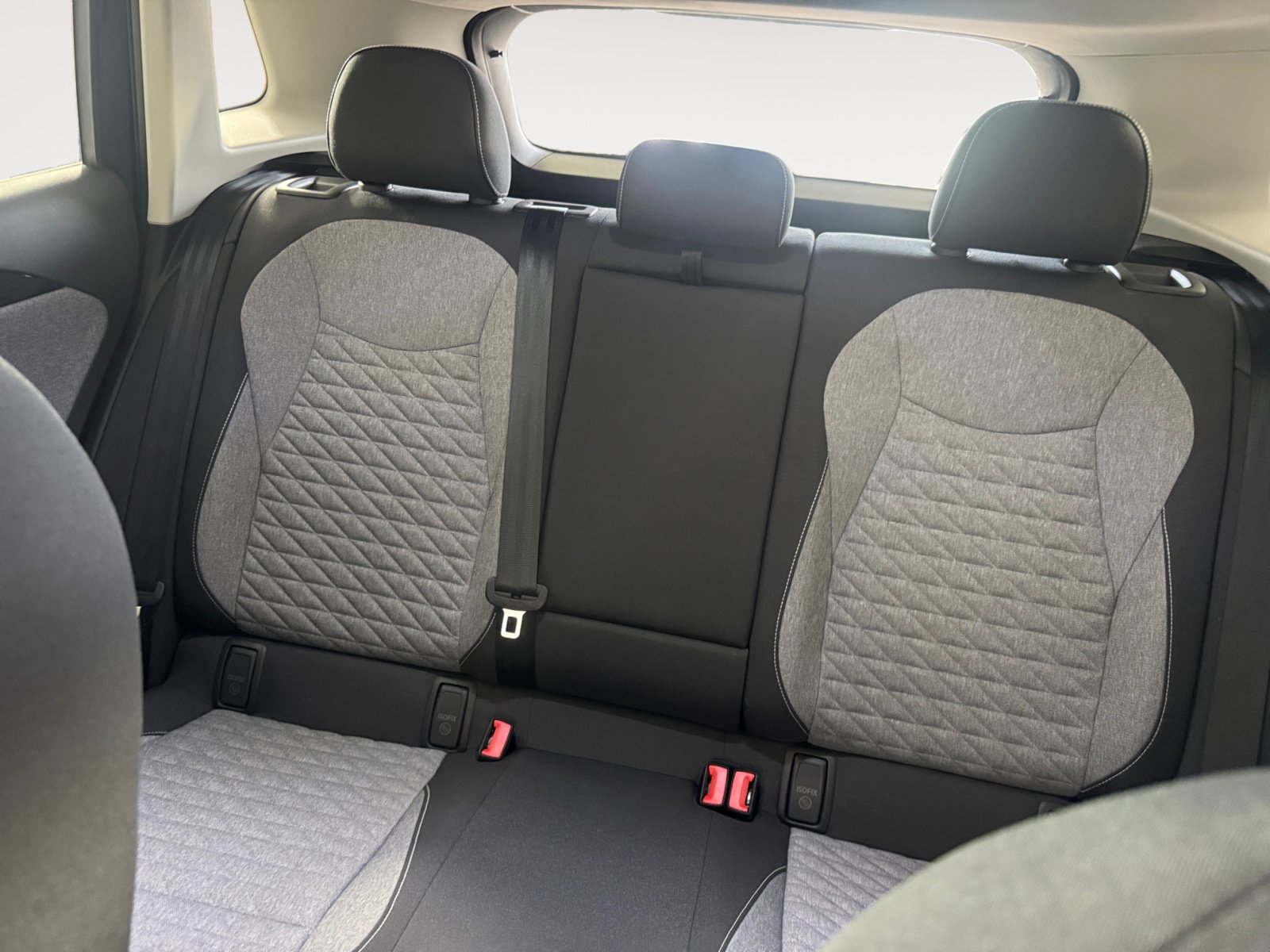 2025 Volkswagen Tiguan S photo 14