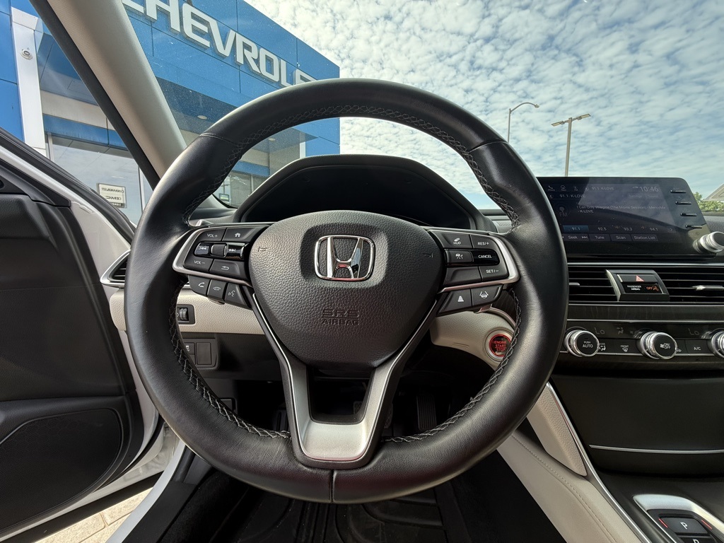 2021 Honda Accord Touring 2.0T photo 10