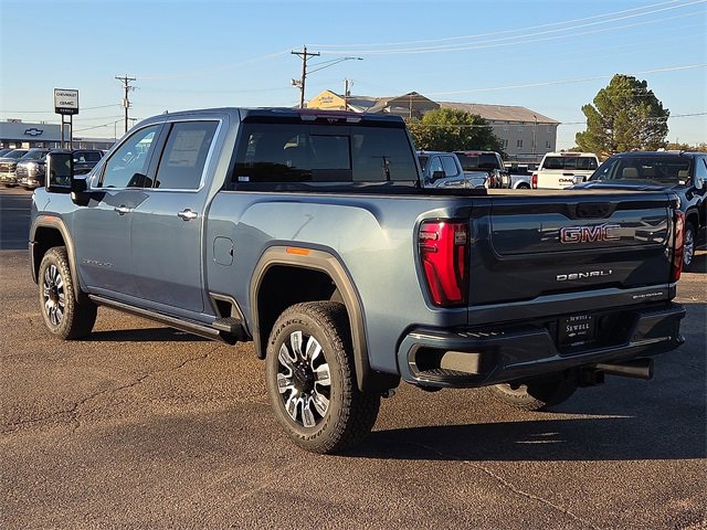 2026 Gmc Sierra HD Denali photo 3