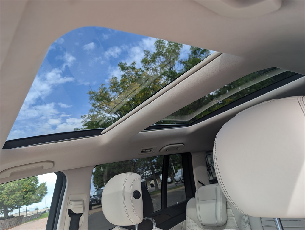 2019 Mercedes Benz GLS 63 AMG 4MATIC photo 13