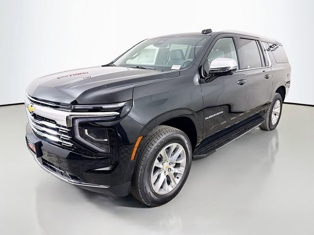 2025 Chevrolet Suburban Premier photo 3