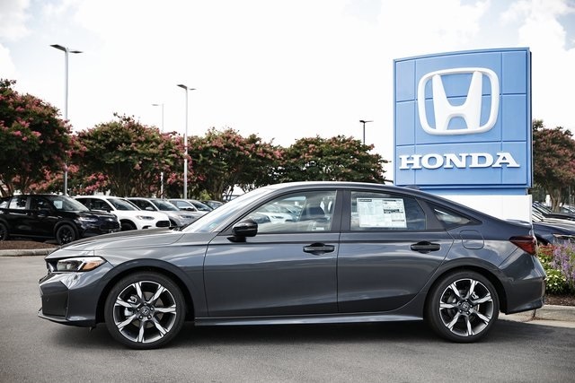 2026 Honda Civic Hybrid Sport Touring photo 4
