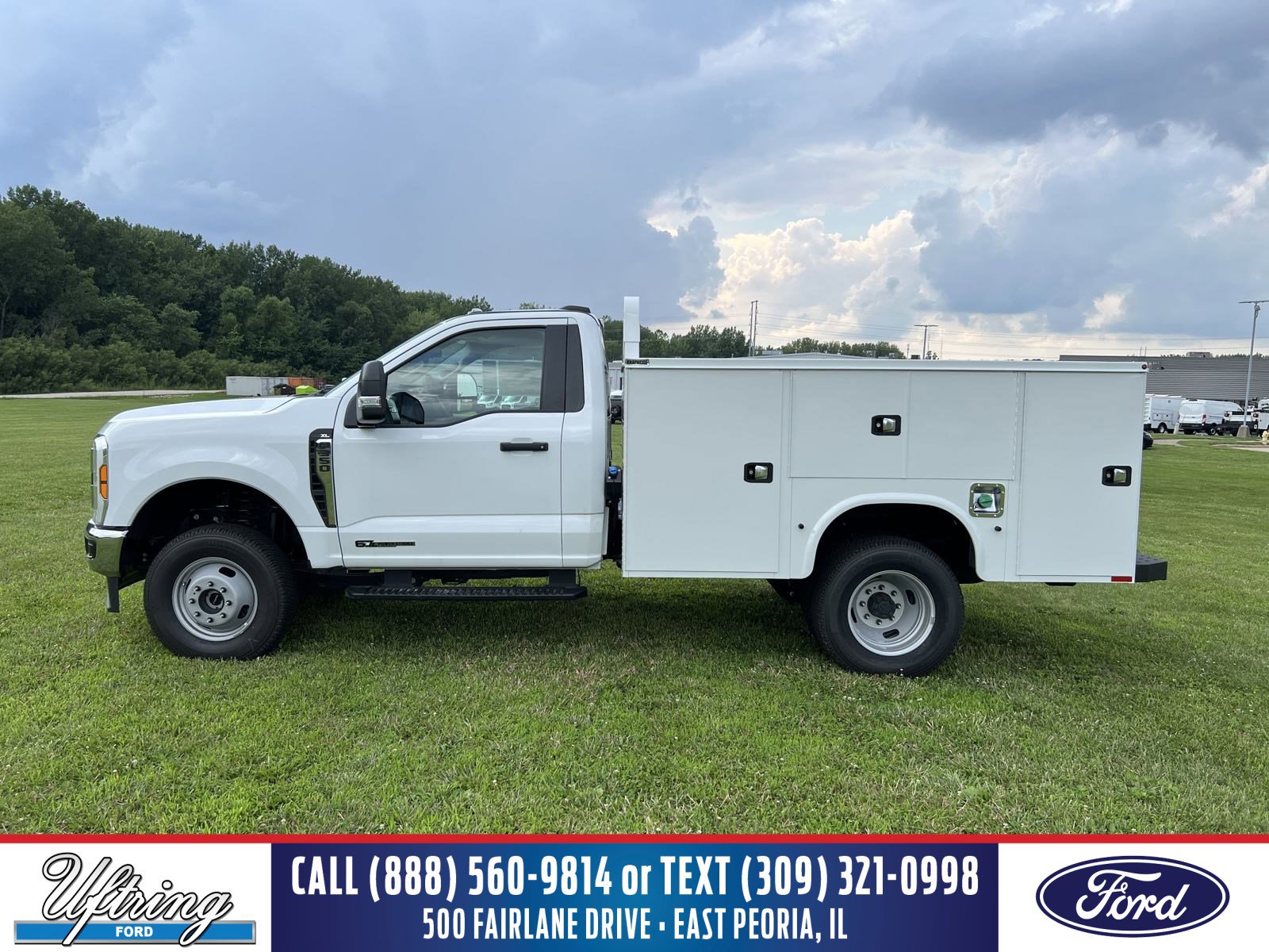 2024 Ford F-350 Super Duty Chassis Cab XL's photo