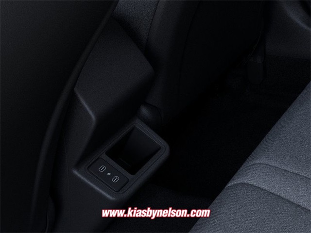 2025 Kia K4 LXS photo 24