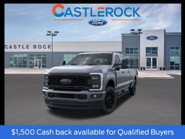 2025 Ford F-350 XLT photo 2