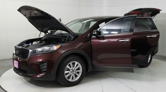 Used 2020 Sangria Kia LX V6 image 10
