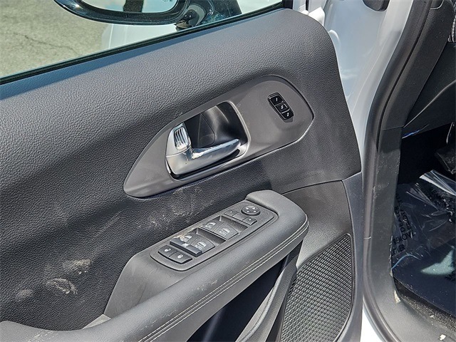 2025 Chrysler Pacifica photo 16
