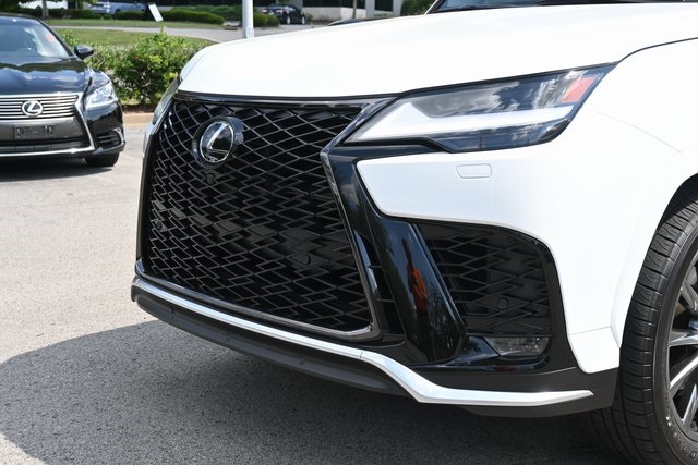 2024 Lexus LX 600 F SPORT photo 11