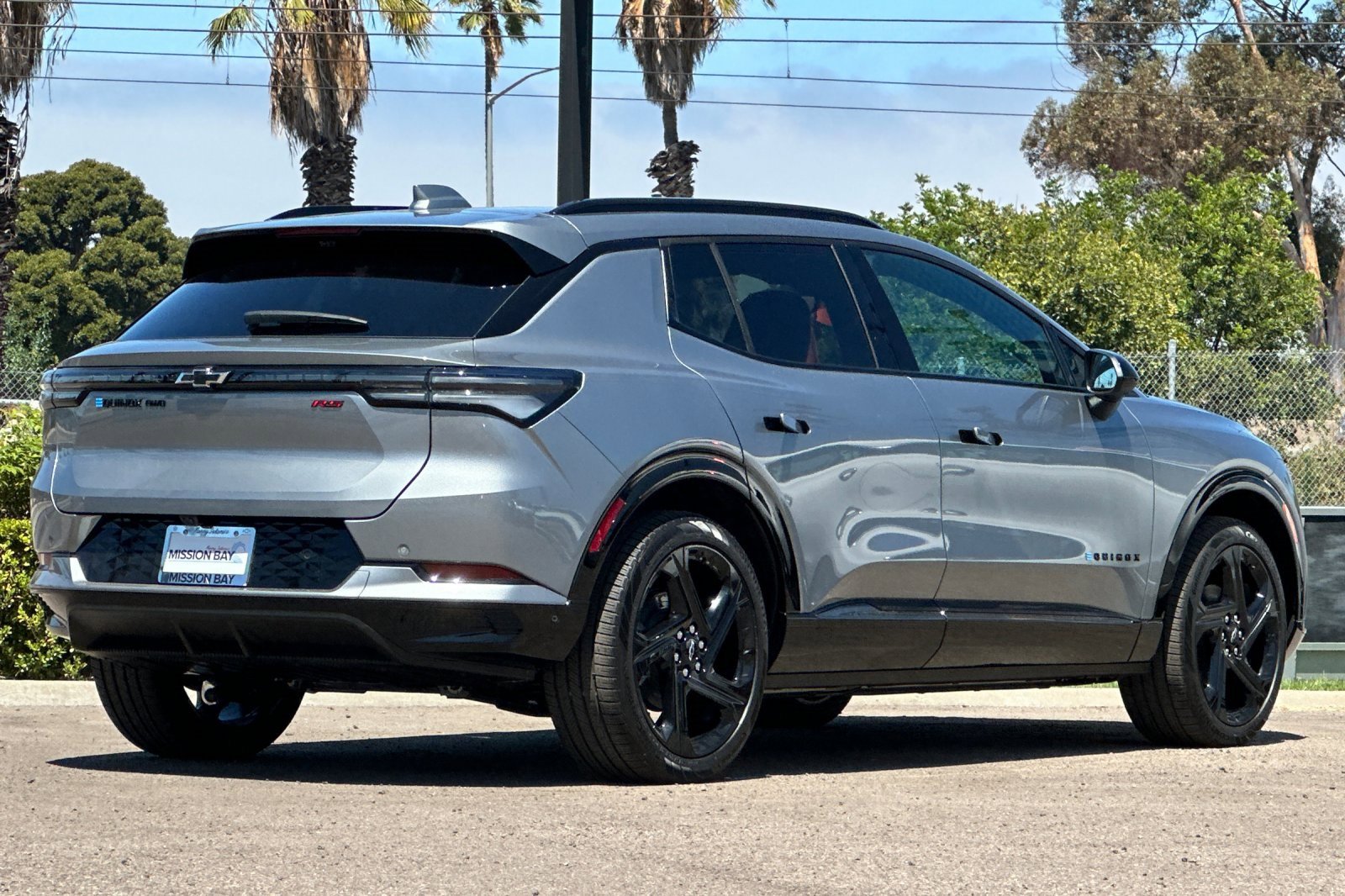 2025 Chevrolet Equinox EV 3RS photo 4