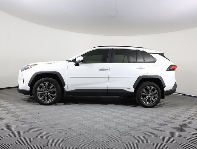 2023 Toyota RAV4 Hybrid Limited photo 2