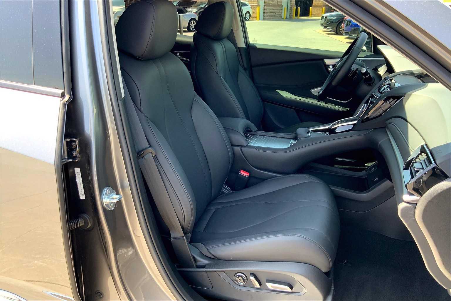 2024 Acura RDX photo 7