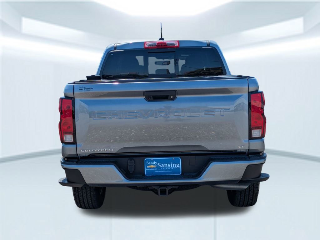2023 Chevrolet Colorado LT photo 4