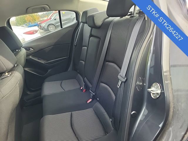 2015 Mazda Mazda3 Touring photo 4