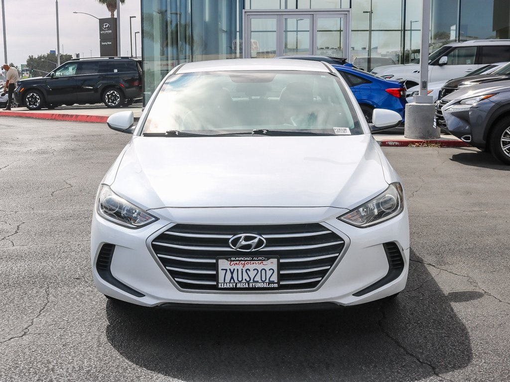 2017 Hyundai Elantra SE photo 2