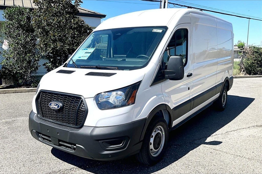 2026 Ford Transit Van Base's photo