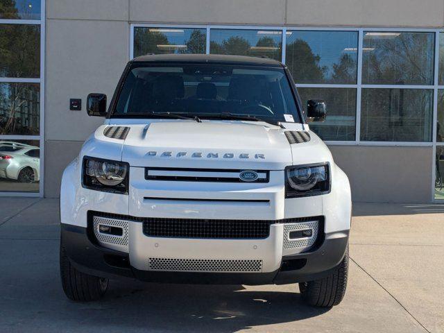 2025 Land Rover Defender 90 S photo 2