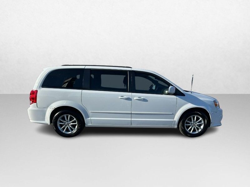 Used 2016 Dodge Grand Caravan SXT with VIN 2C4RDGCG7GR348441 for sale in Jerseyville, IL