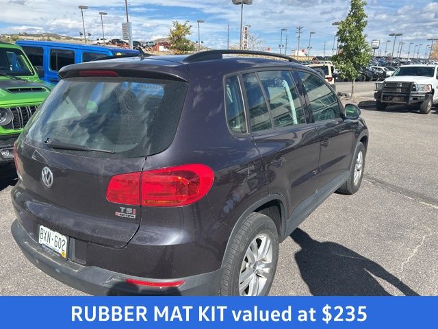 2016 Volkswagen Tiguan S photo 3
