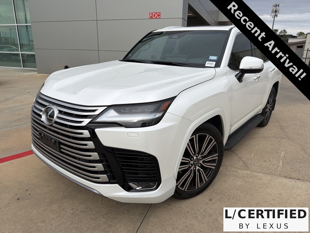 2025 Lexus LX Luxury's photo