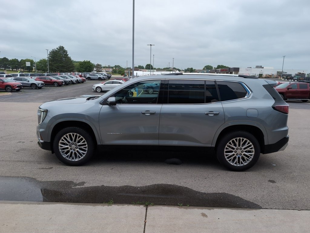 2024 Gmc Acadia Denali photo 5