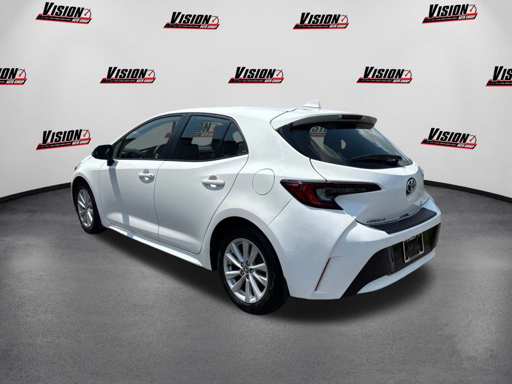 2023 Toyota Corolla SE photo 7