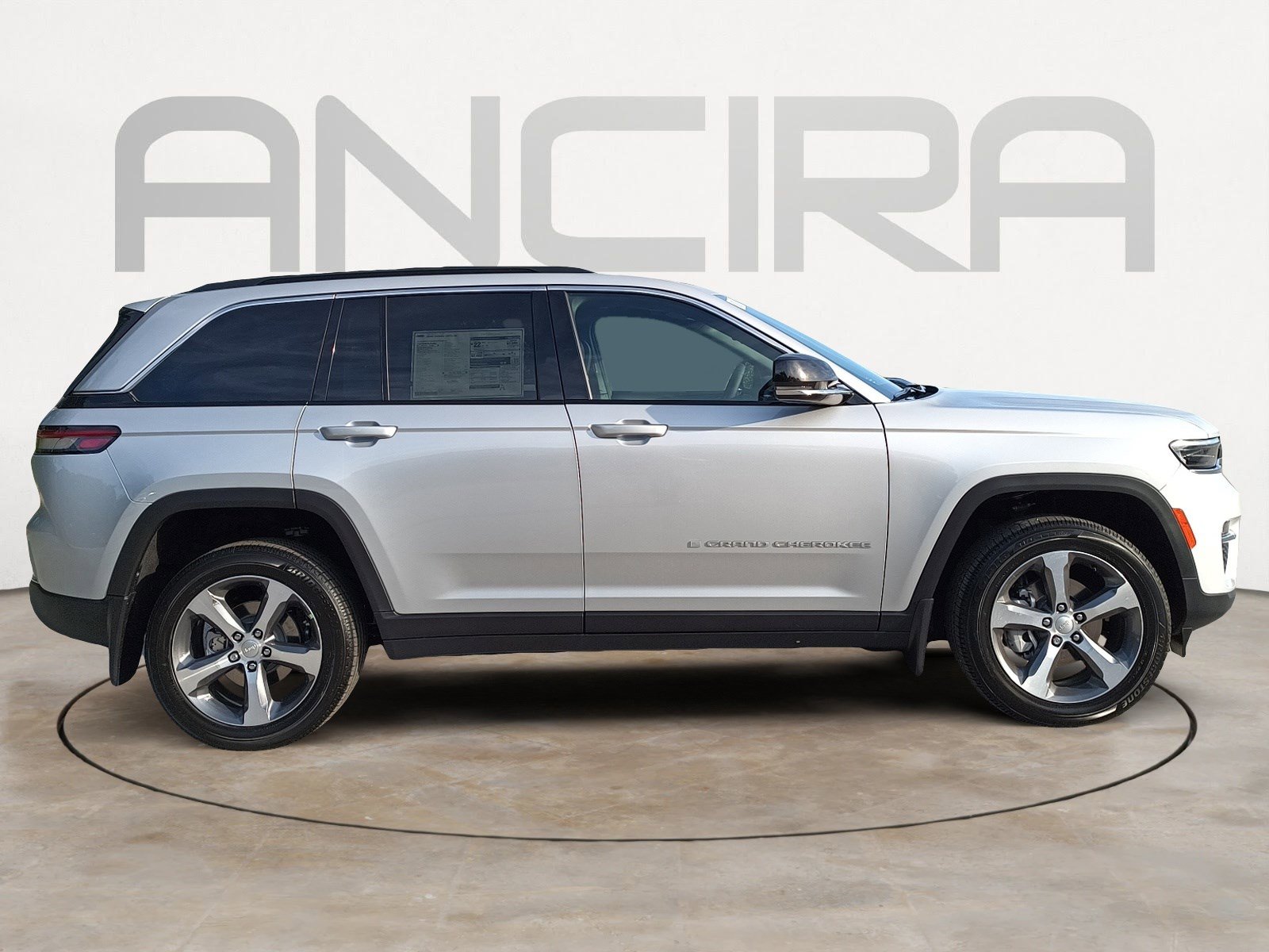 2025 Jeep Grand Cherokee Limited photo 10