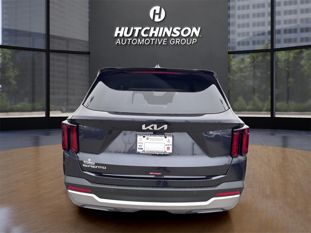 2025 Kia Sorento S photo 6