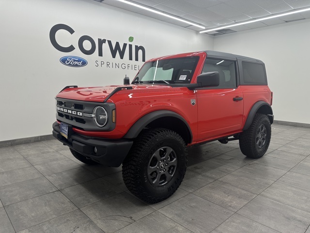 2024 Ford Bronco Big Bend photo 2