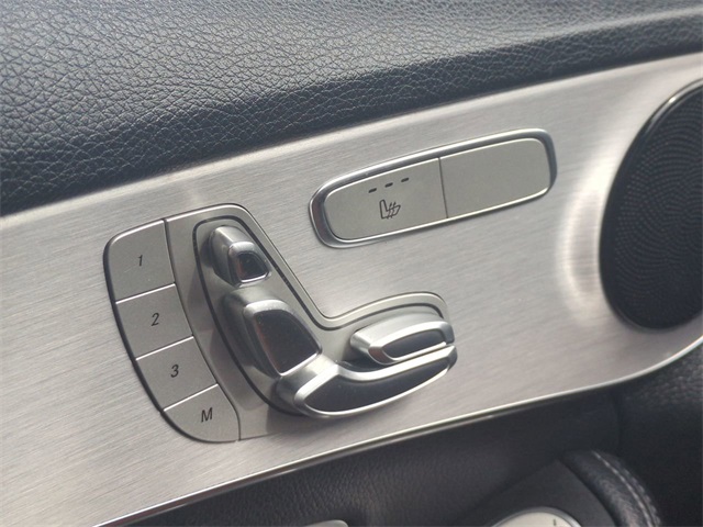 2020 Mercedes Benz C 300 photo 20