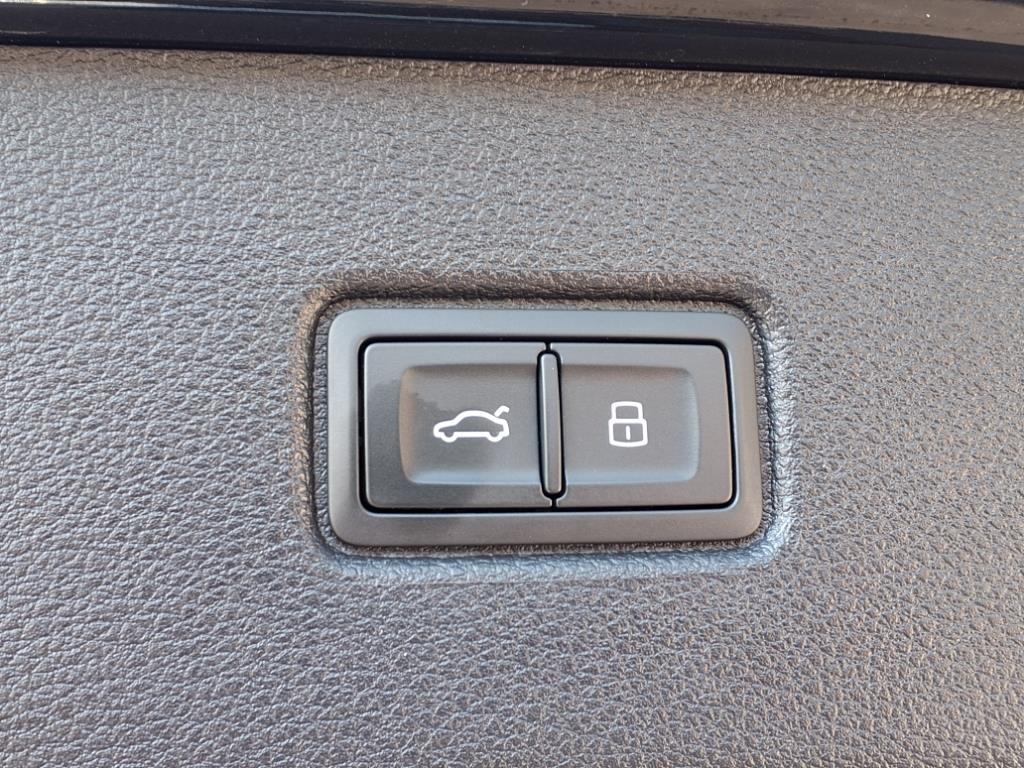 2024 Audi Q7 Premium Plus photo 30