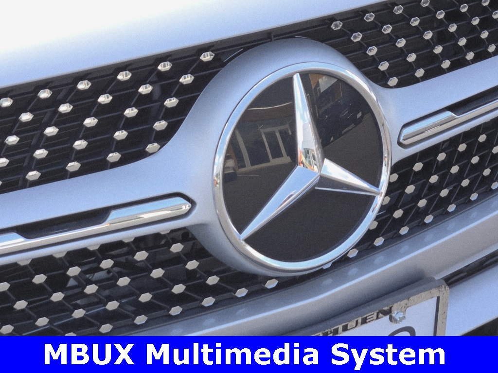 2020 Mercedes Benz GLC 300 4MATIC photo 3