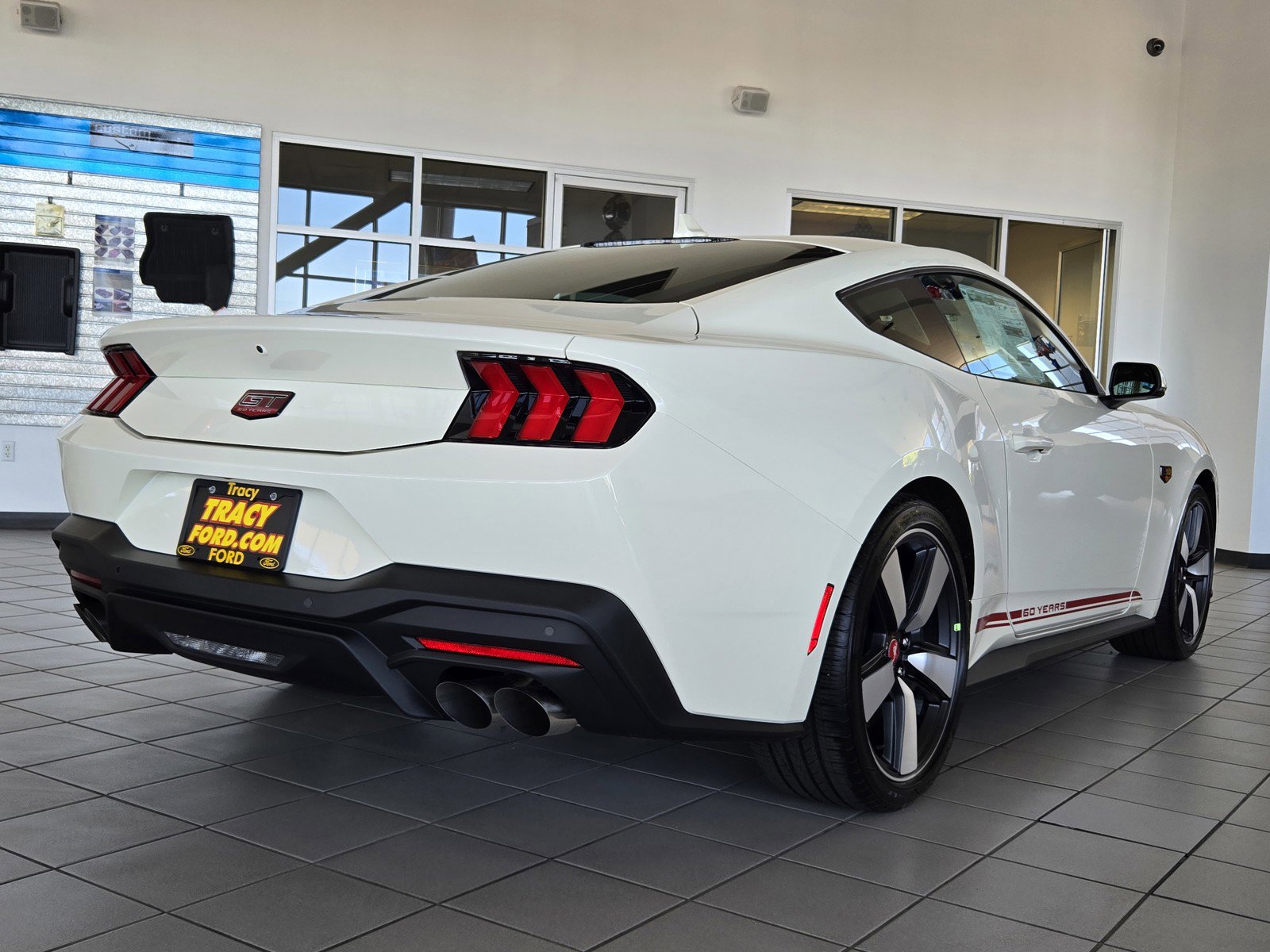 2025 Ford Mustang GT Premium photo 3