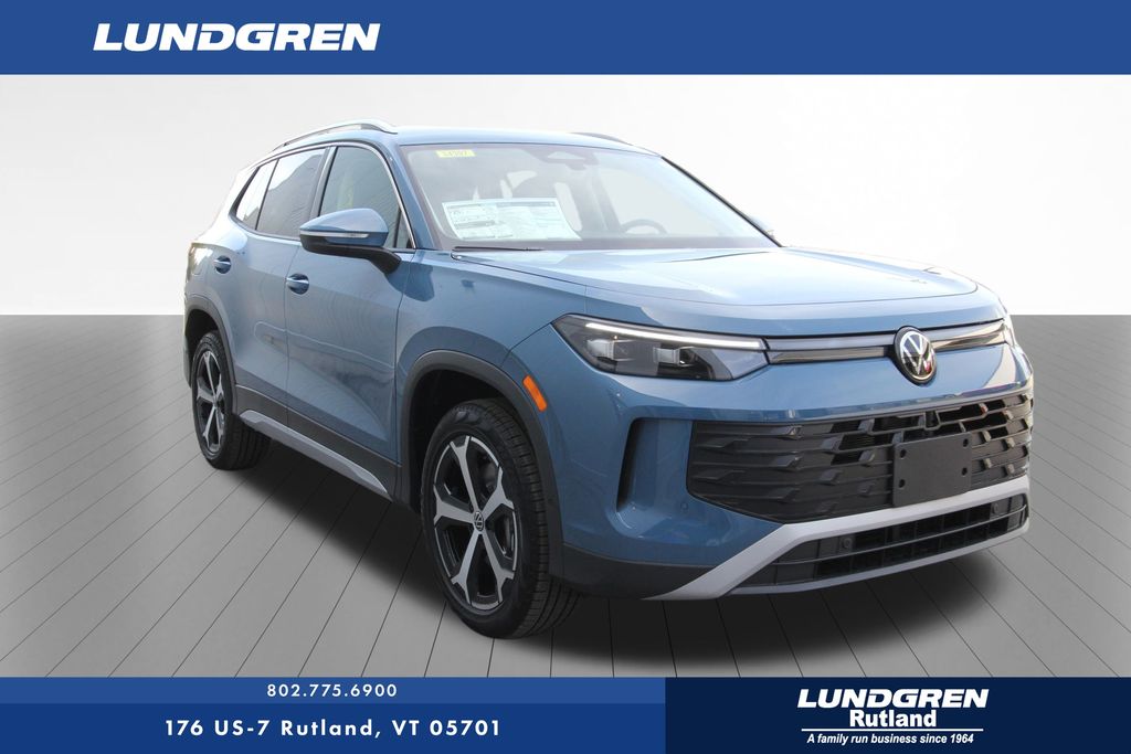 2025 Volkswagen Tiguan SE's photo