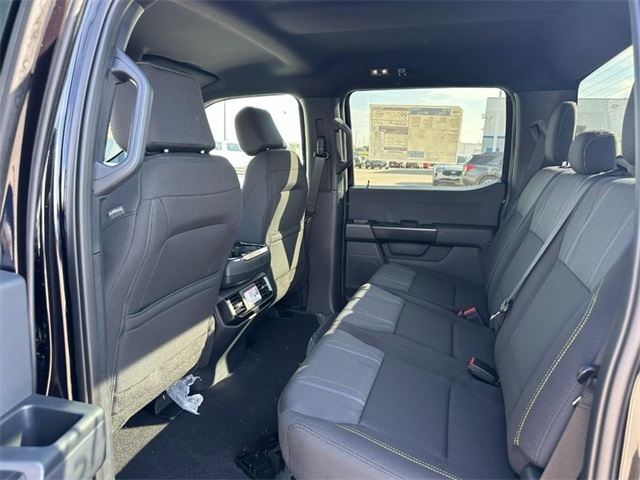 2025 Ford F-150 STX photo 4