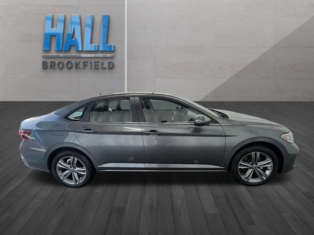 2022 Volkswagen Jetta 1.5T SE photo 6