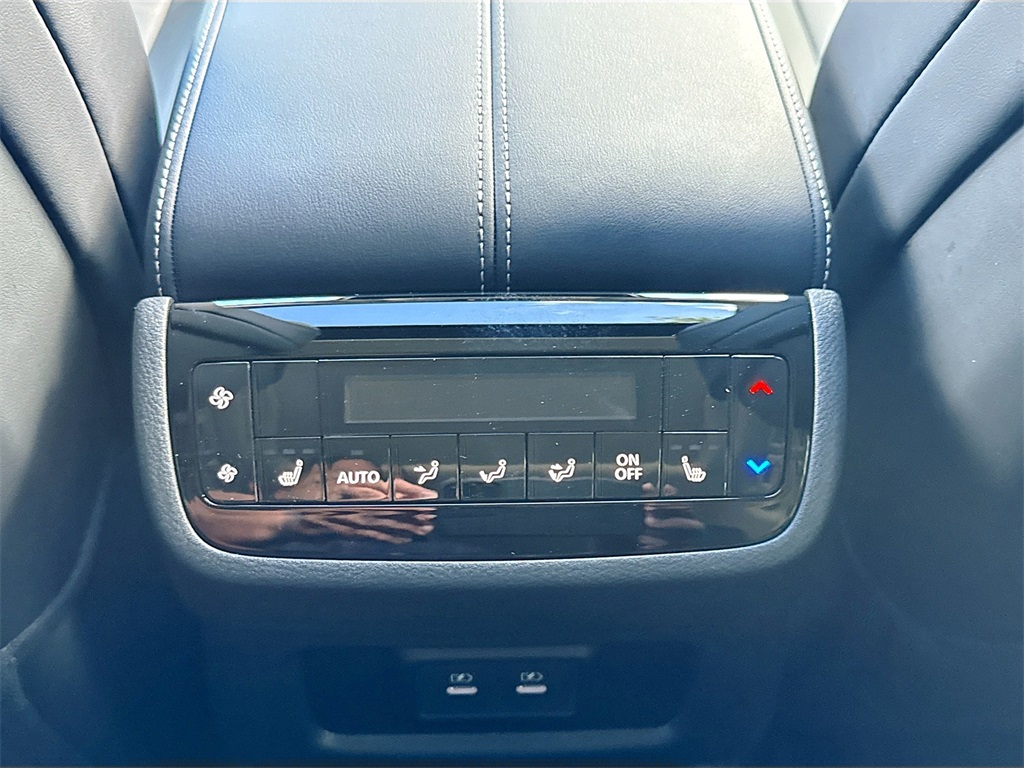 2026 Infiniti QX60 Luxe photo 26