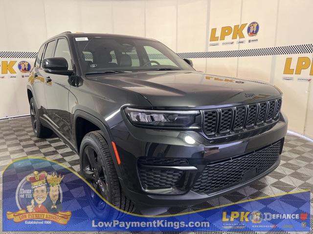 2025 Jeep Grand Cherokee Altitude's photo