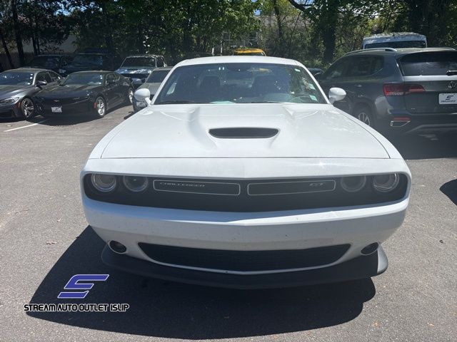 2022 Dodge Challenger GT photo 2