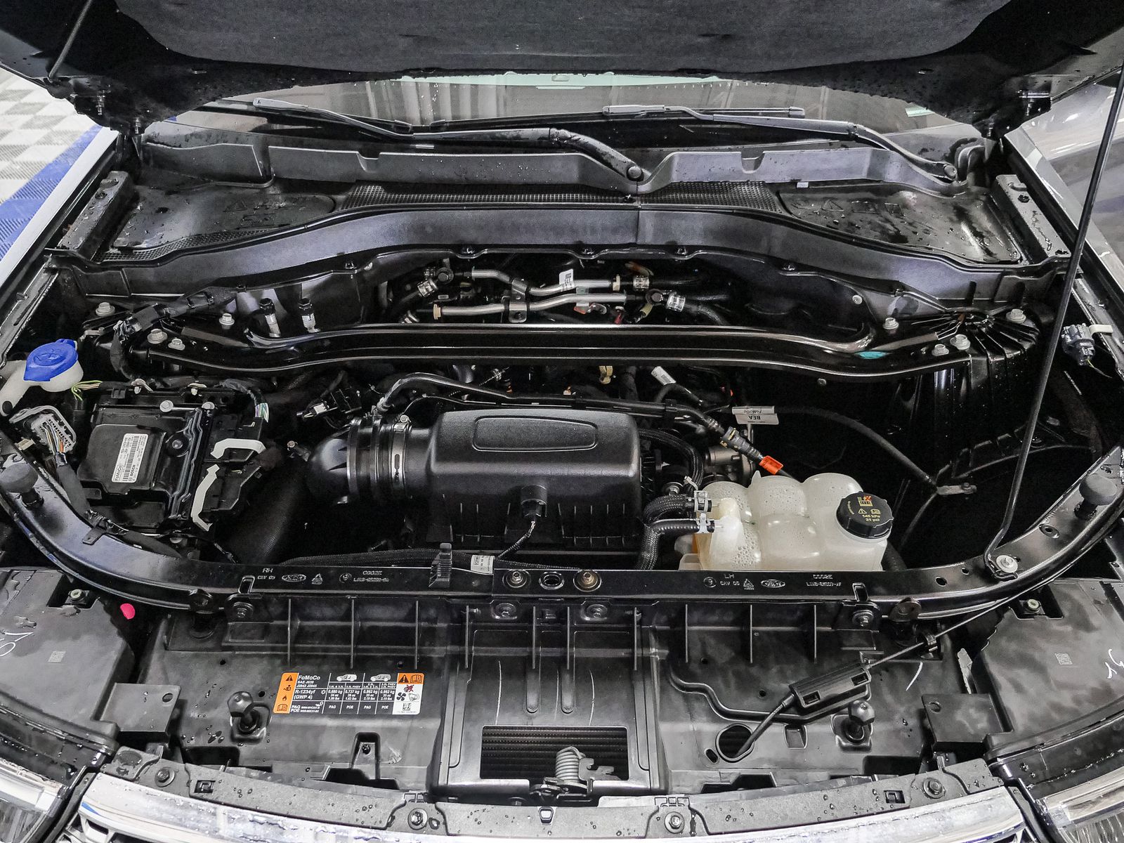 2023 Ford Explorer Limited photo 13