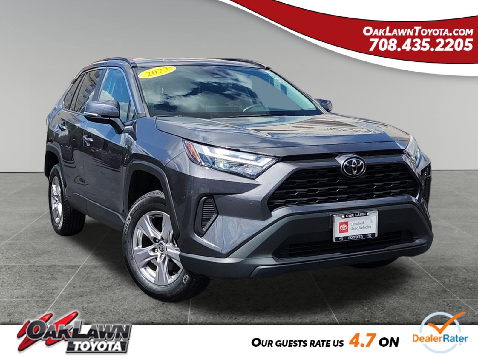 2023 Toyota RAV4 XLE's photo