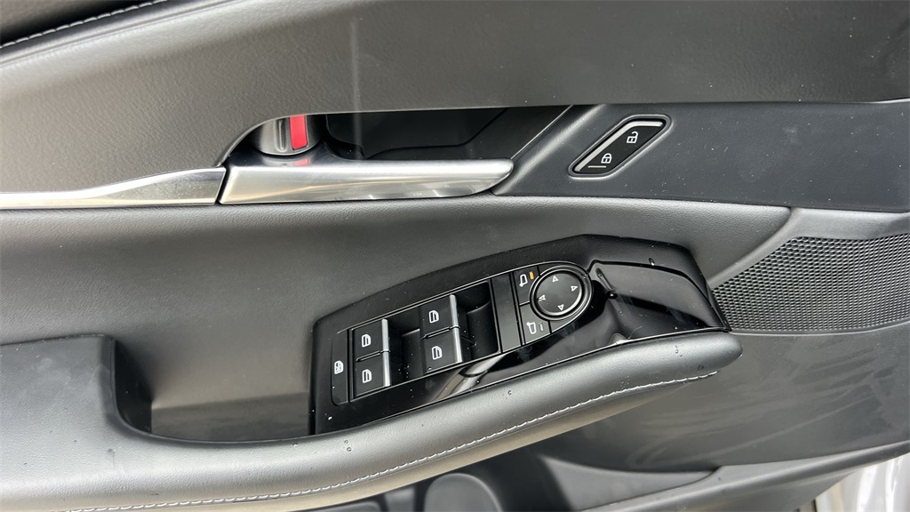 2025 Mazda CX-30 2.5 S Preferred photo 40