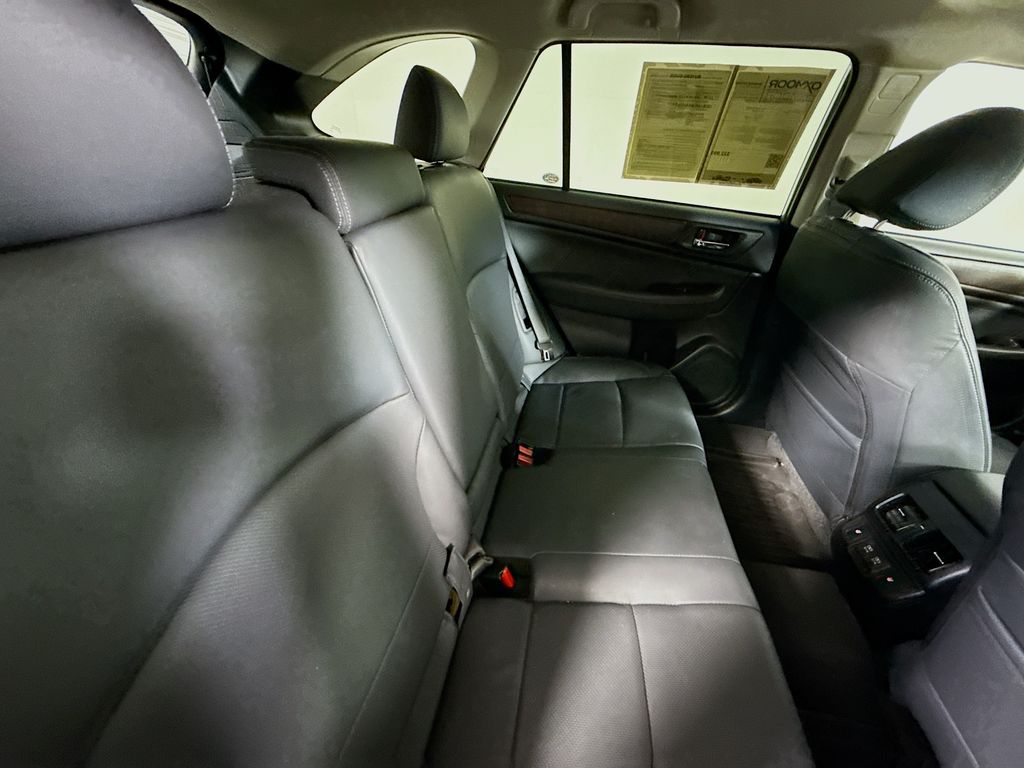 2019 Subaru Outback Limited photo 26