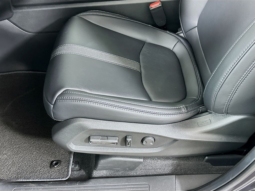 2025 Honda Pilot Touring photo 20