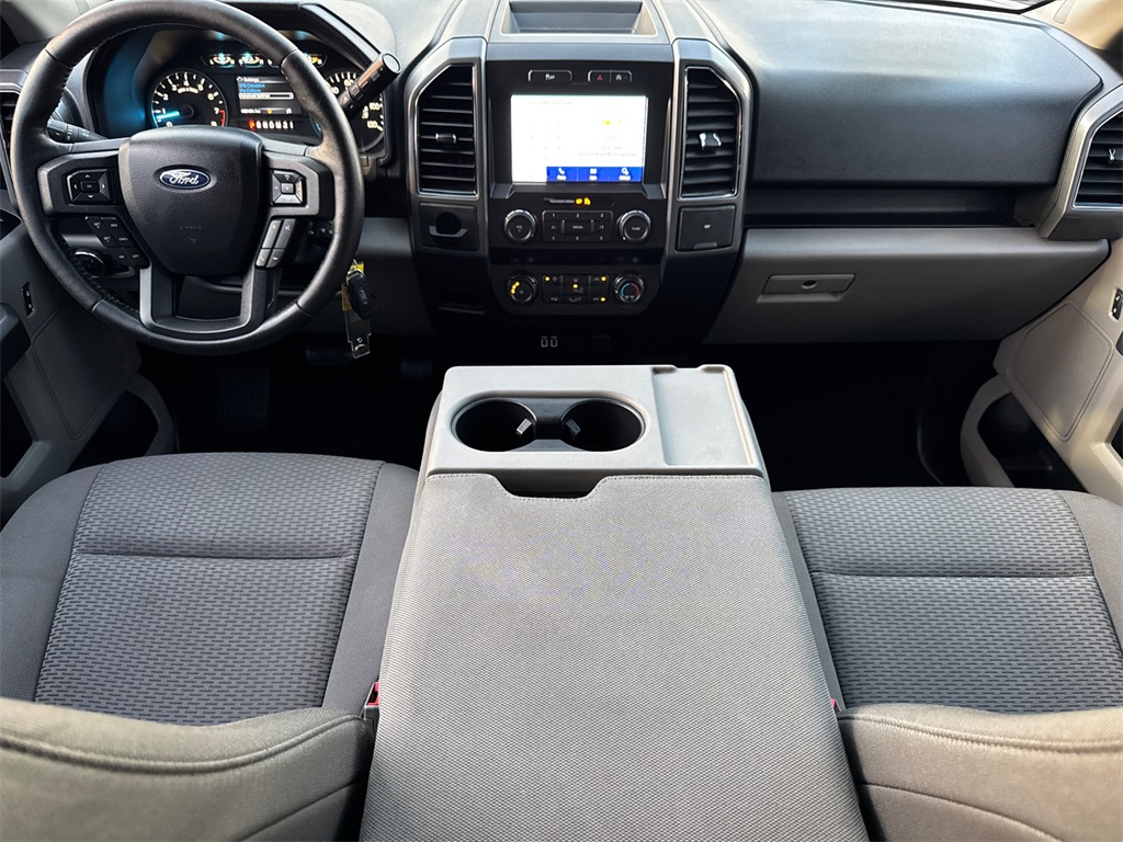 2019 Ford F-150 XLT photo 21