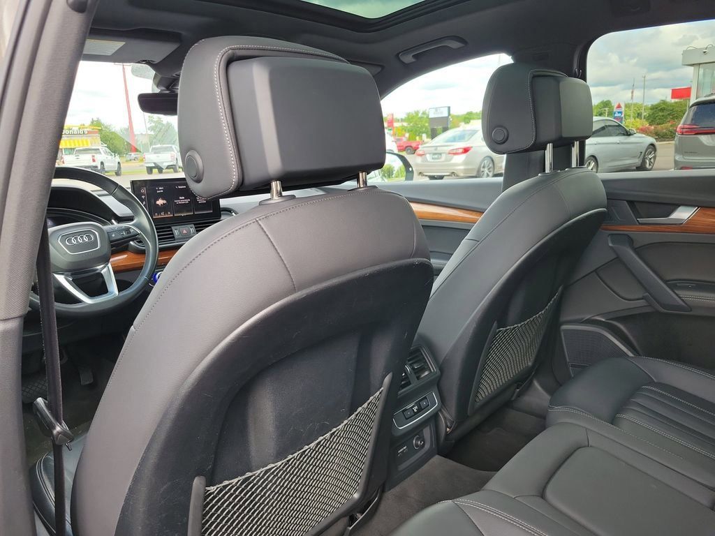 2023 Audi Q5 S line Premium Plus photo 24
