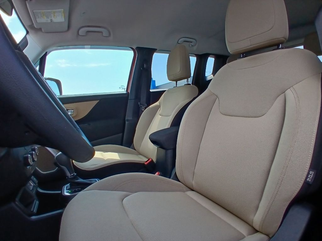 2019 Jeep Renegade Sport photo 12