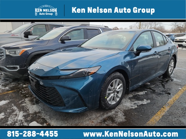 2026 Toyota Camry LE's photo