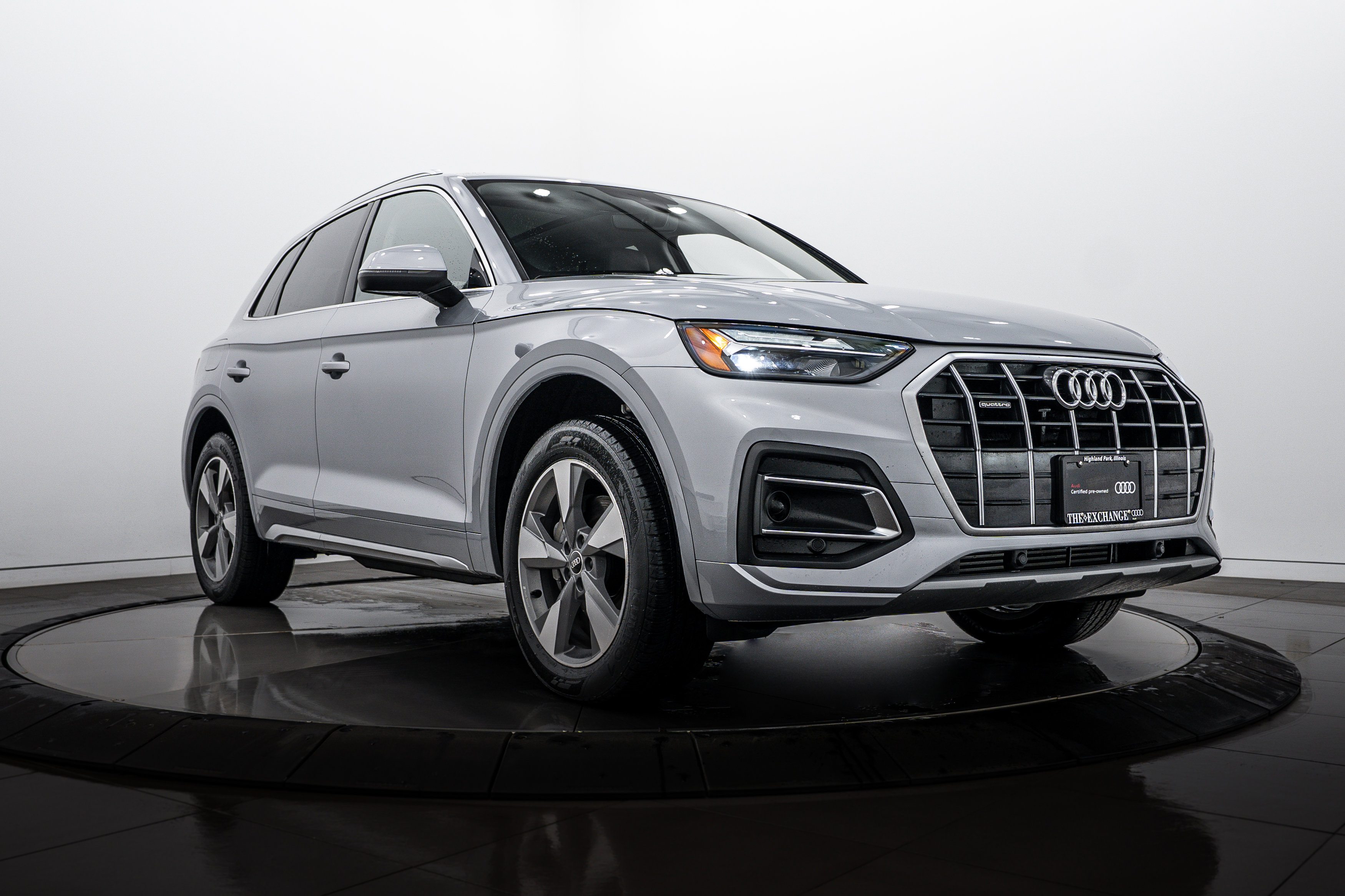 2023 Audi Q5 Premium's photo