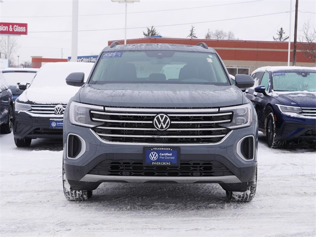 Certified 2025 Volkswagen Atlas SE w/Tech with VIN 1V2KR2CA8SC545796 for sale in Inver Grove Heights, Minnesota